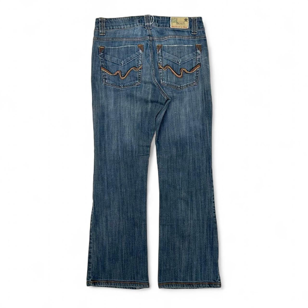 2000’s Western Style Bootcut Jeans (32”)