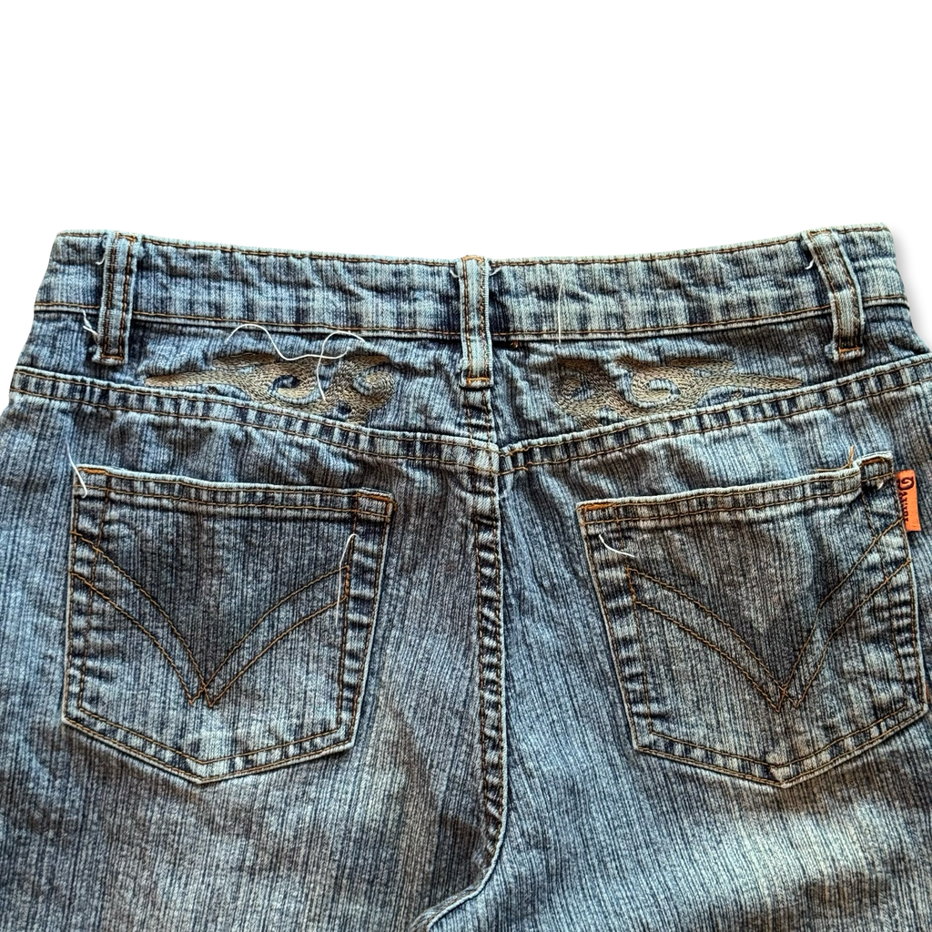 2000s Daniel Embroidered Jeans (28”x31”)