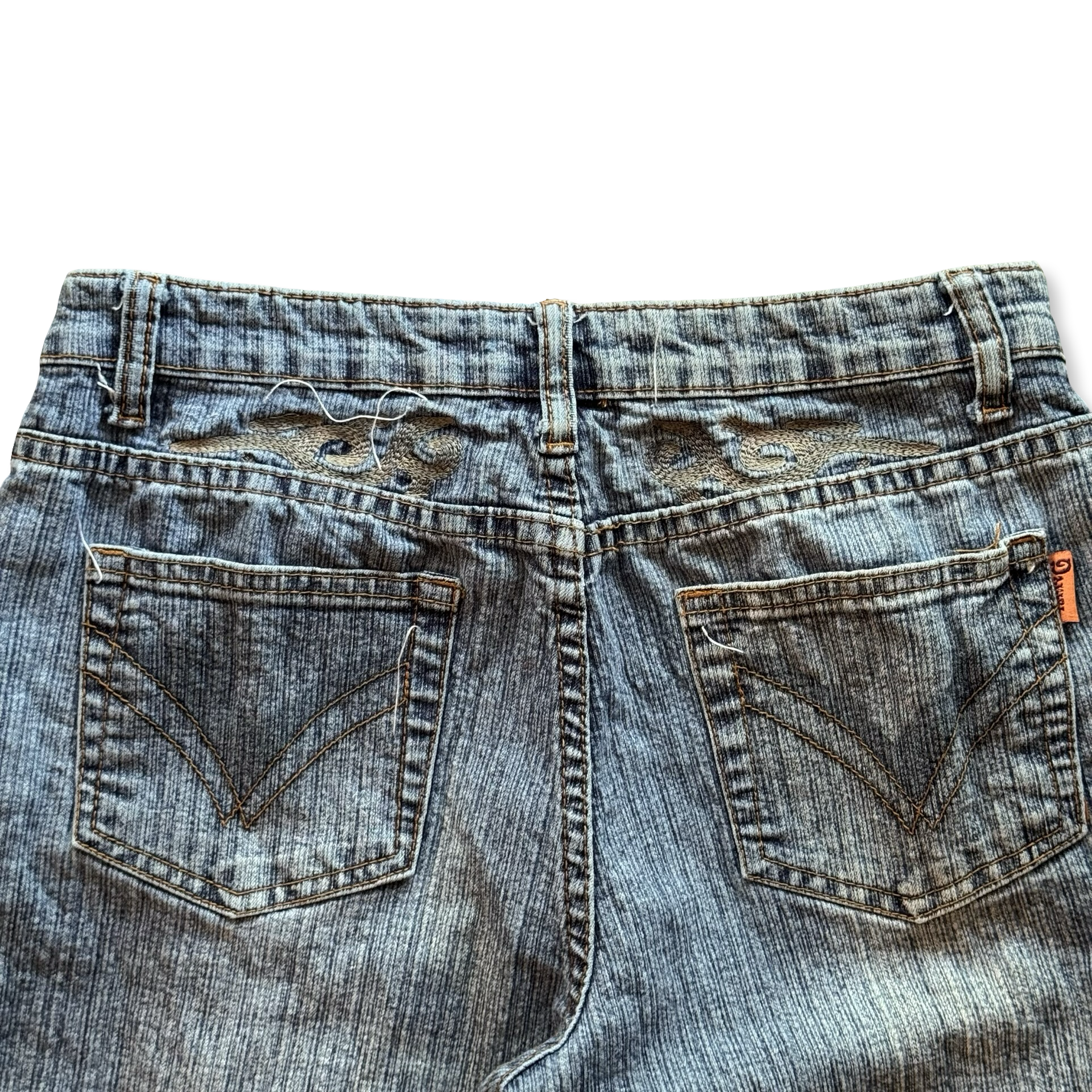 2000s Daniel Embroidered Jeans (28”x31”)