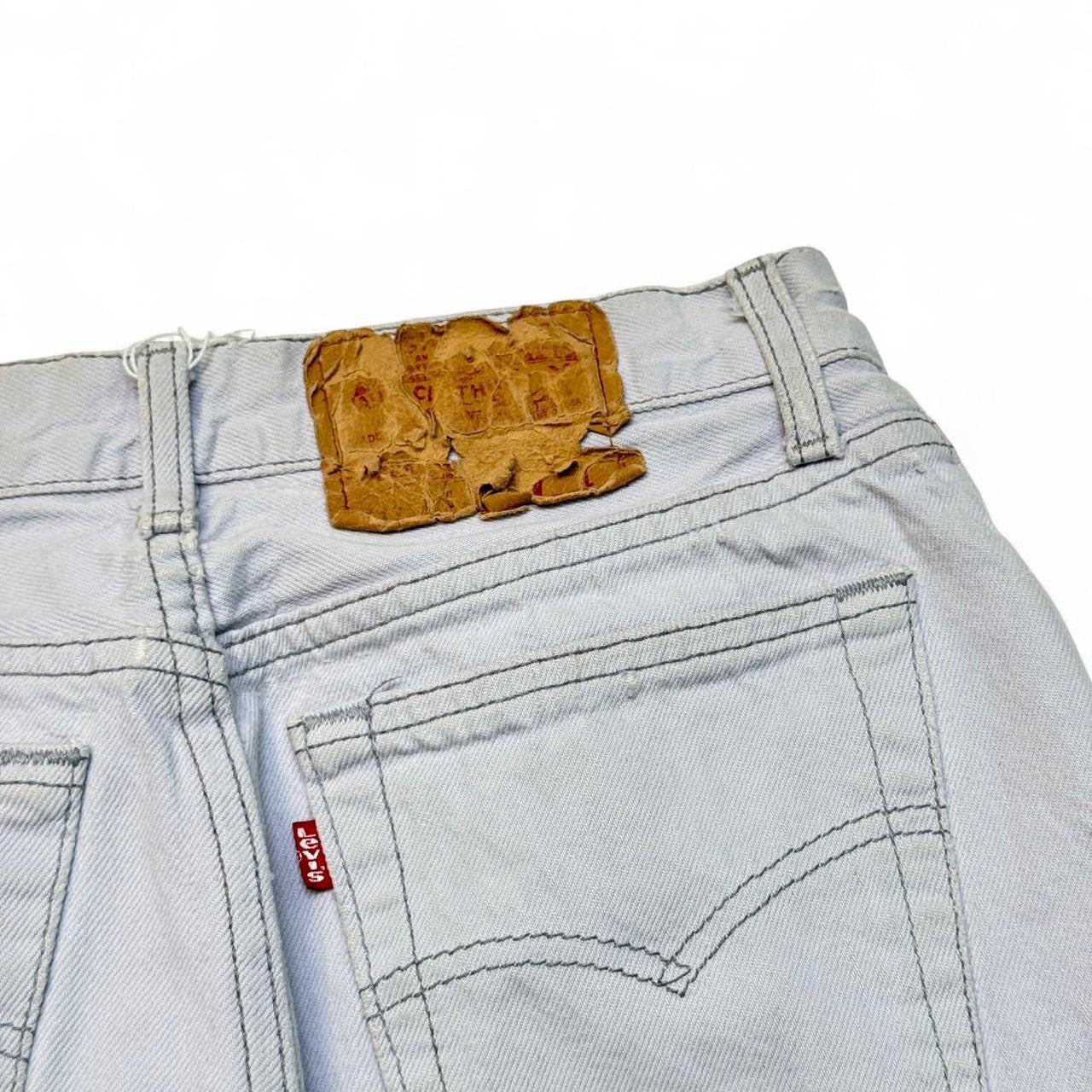 80’s Off White Women’s Levi’s Button Fly Jeans (28”)