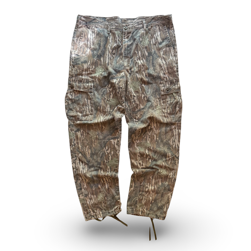 90s Mossy Oak Camo Cargo Pants (36-42x32)