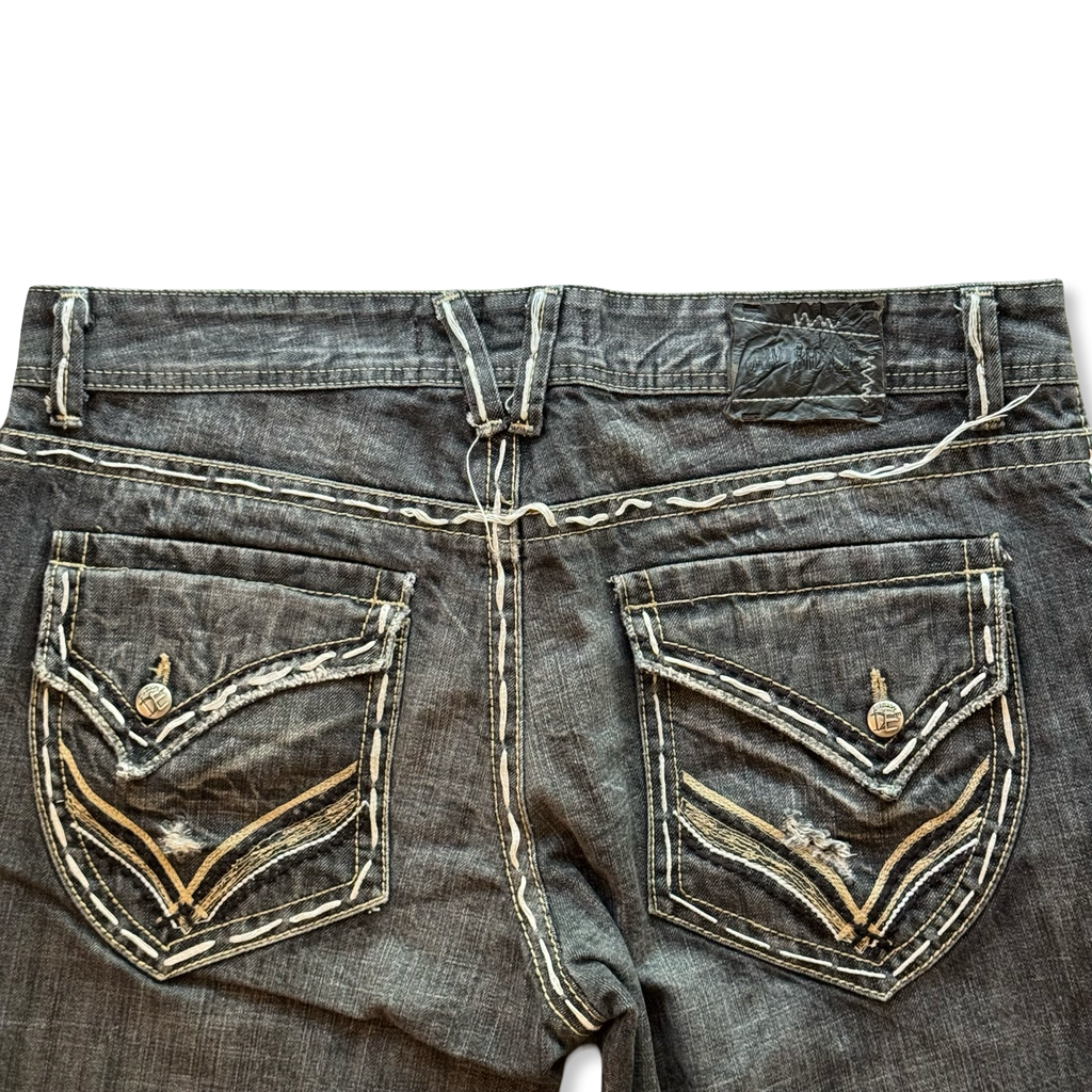 2000s Division E Embroidered Jeans (40x33)