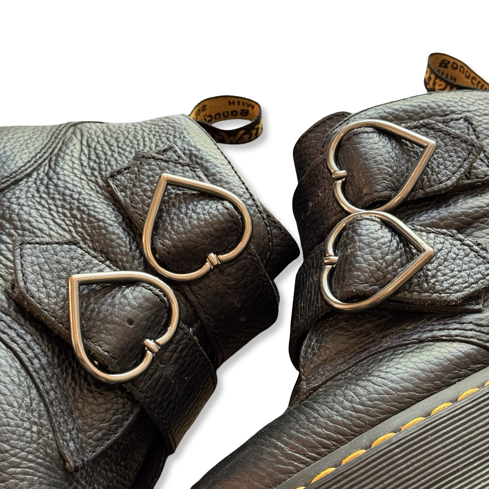 Dr.Martens Devon Heart Platform Boots (6 WMNS)