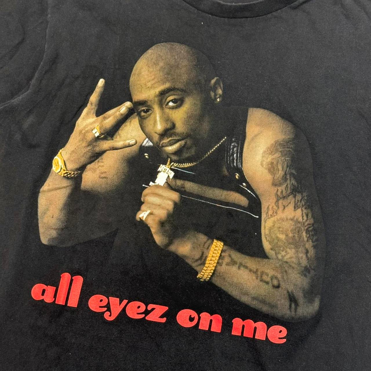 2000’a All Eyez On Me Tupac Rap Tee (M)