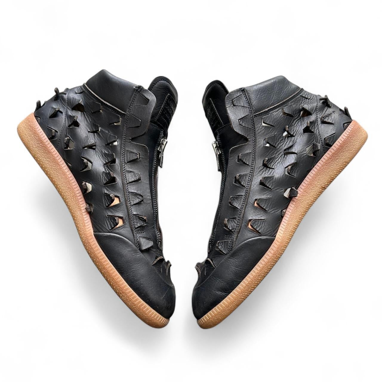 Black Maison Margiela Peirced Leather Zip Up Circuits (10)