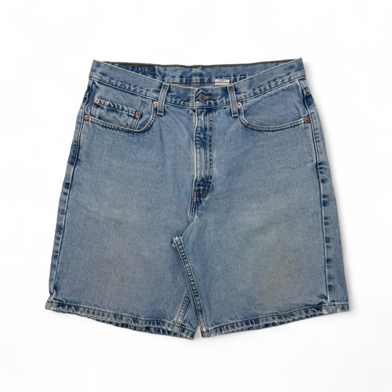 90’s Levi’s 550 Loose Fit Denim Shorts (33)