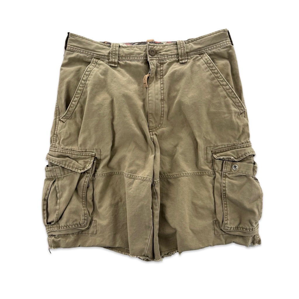 2000s Old Navy Cut off Cargo Shorts (32)