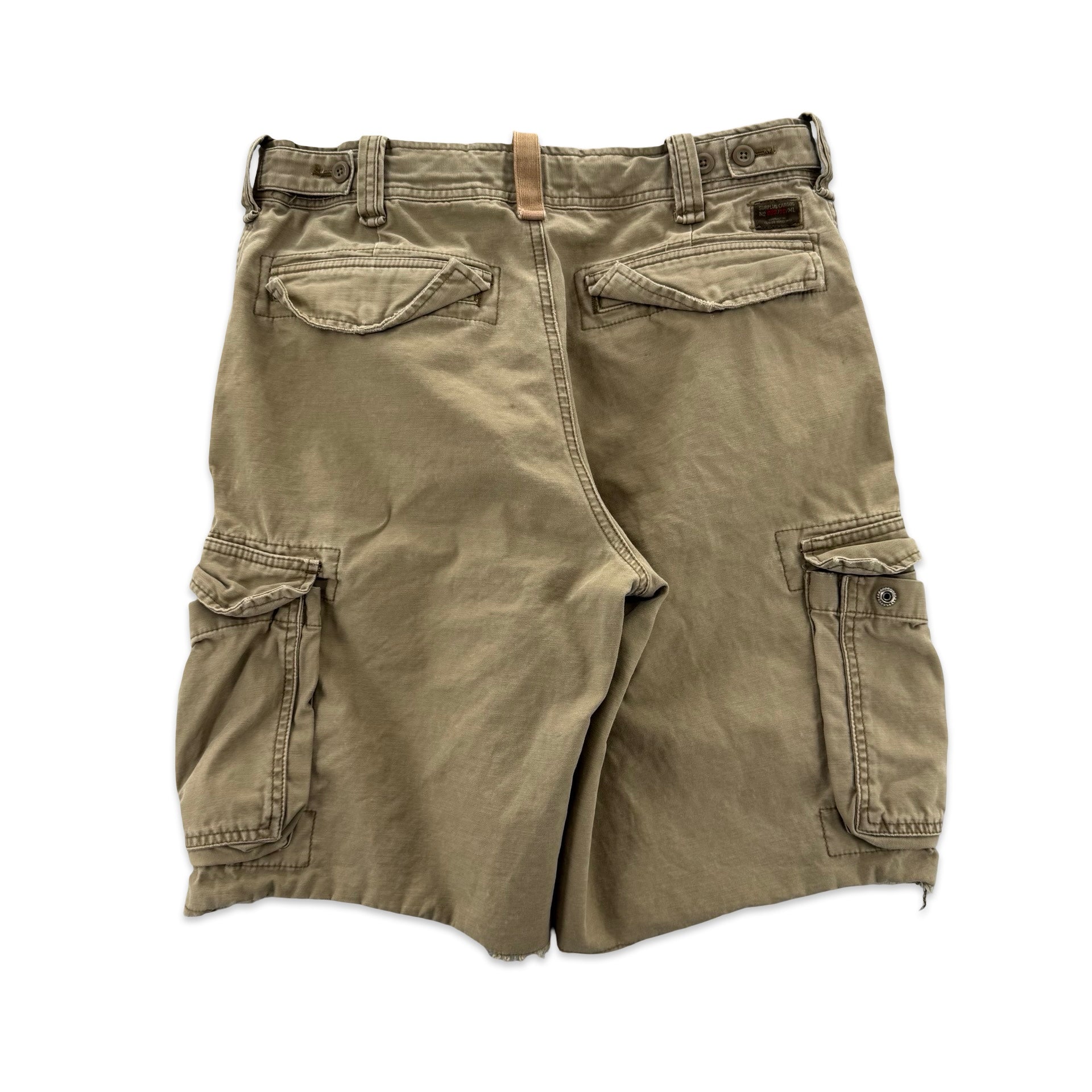 2000s Old Navy Cut off Cargo Shorts (32)
