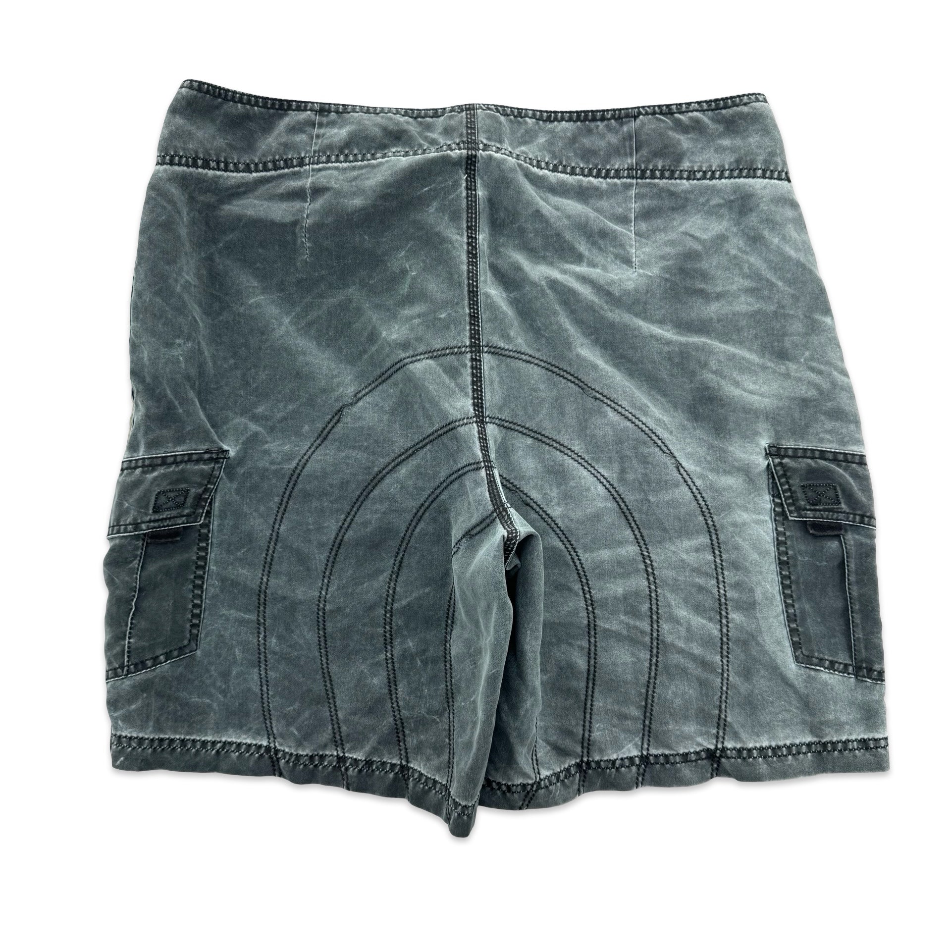 2000s Mossimo Swim Trunks (36)