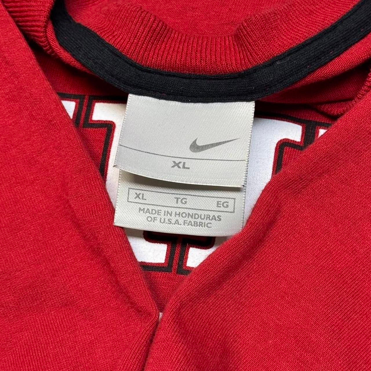 2000s NIKE Cropped Tee (XL)