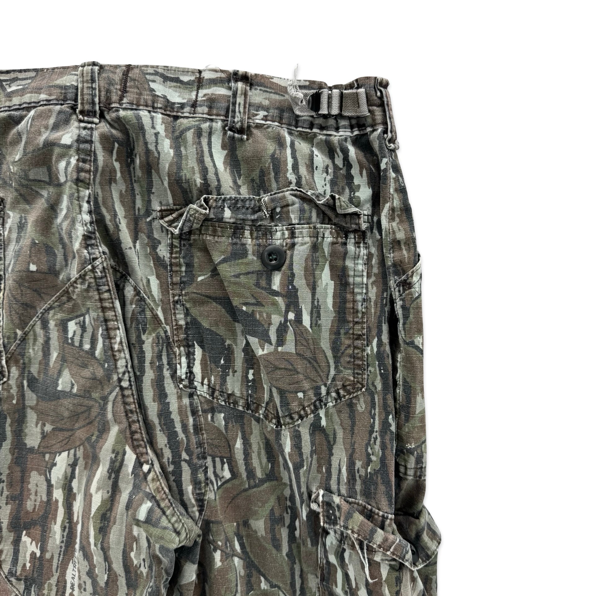 Vintage Realtree Camo Pants (34-36x30)