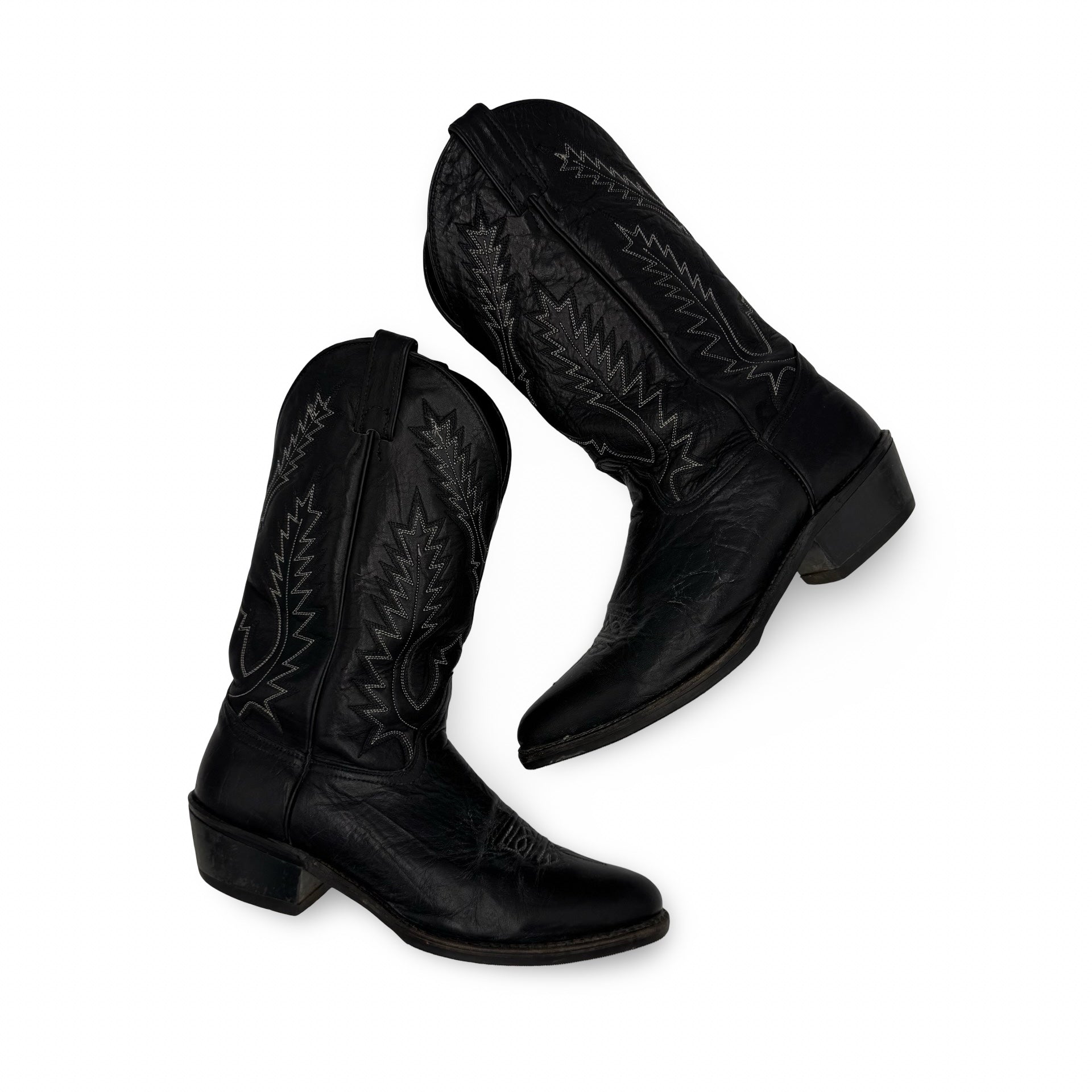 Black Pointed Toe Western Boots (11D)