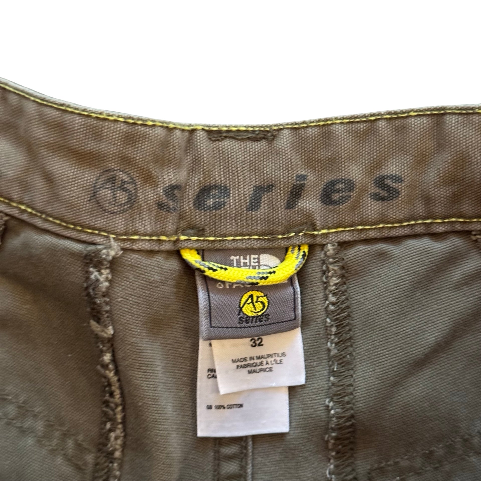 2000s A5 Series The North Face Tech Pants (32x31)
