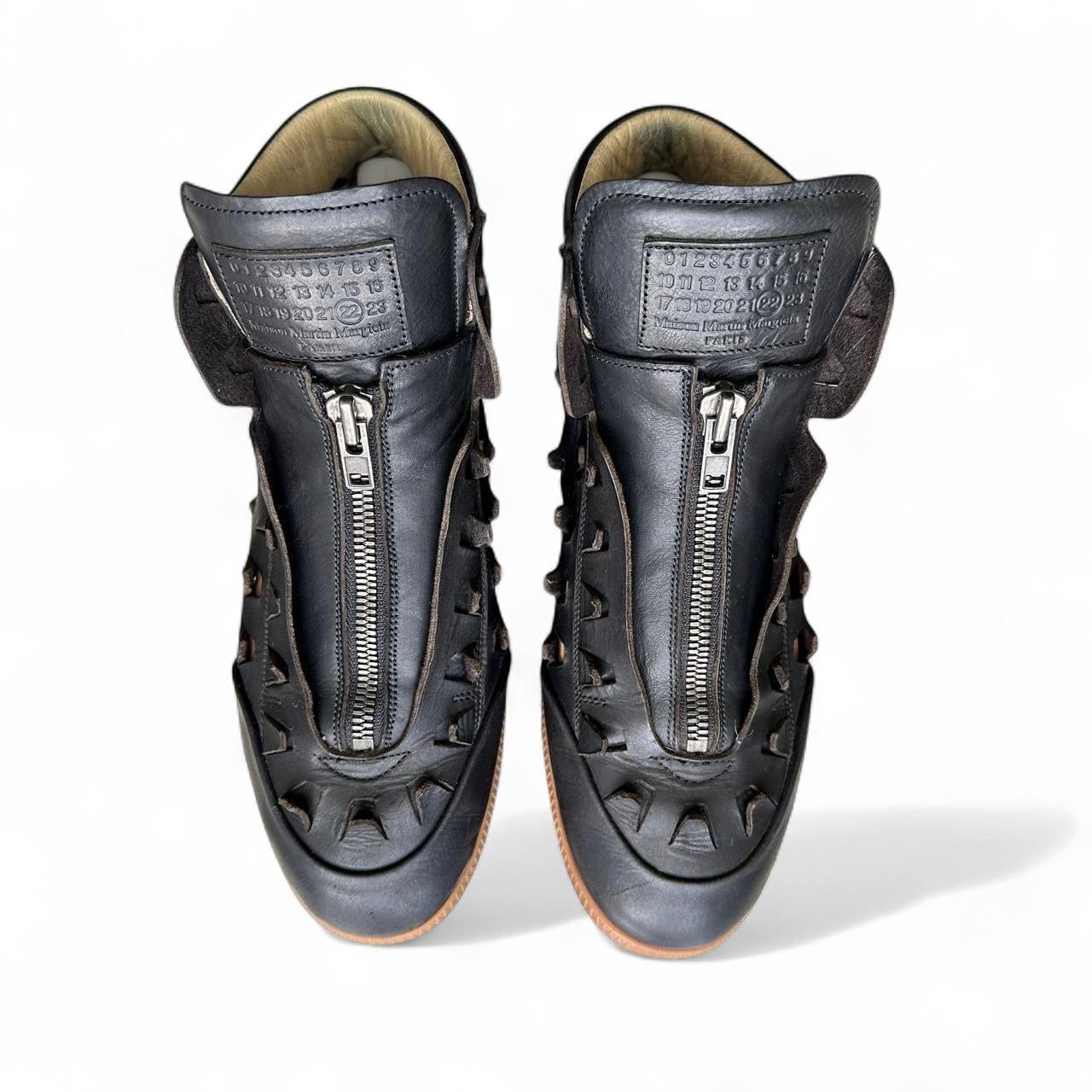 Black Maison Margiela Peirced Leather Zip Up Circuits (10)