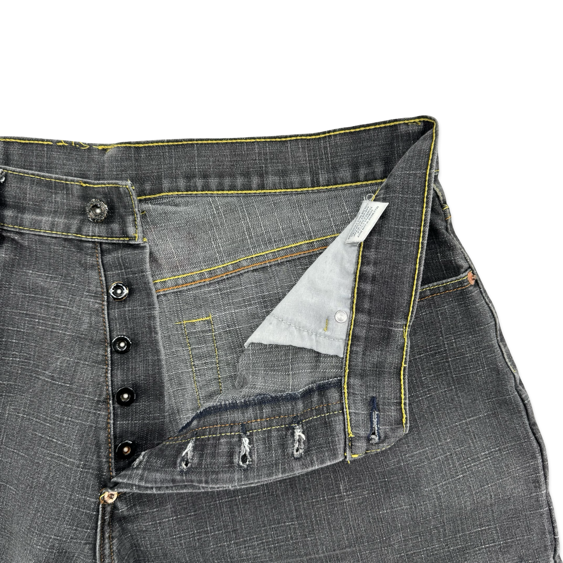 2000s RMC Embroidered Jorts (36)