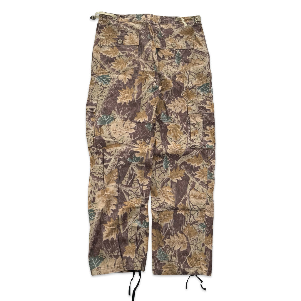 2000’s Lightweight Camo Cargo Pants (34-36x32)