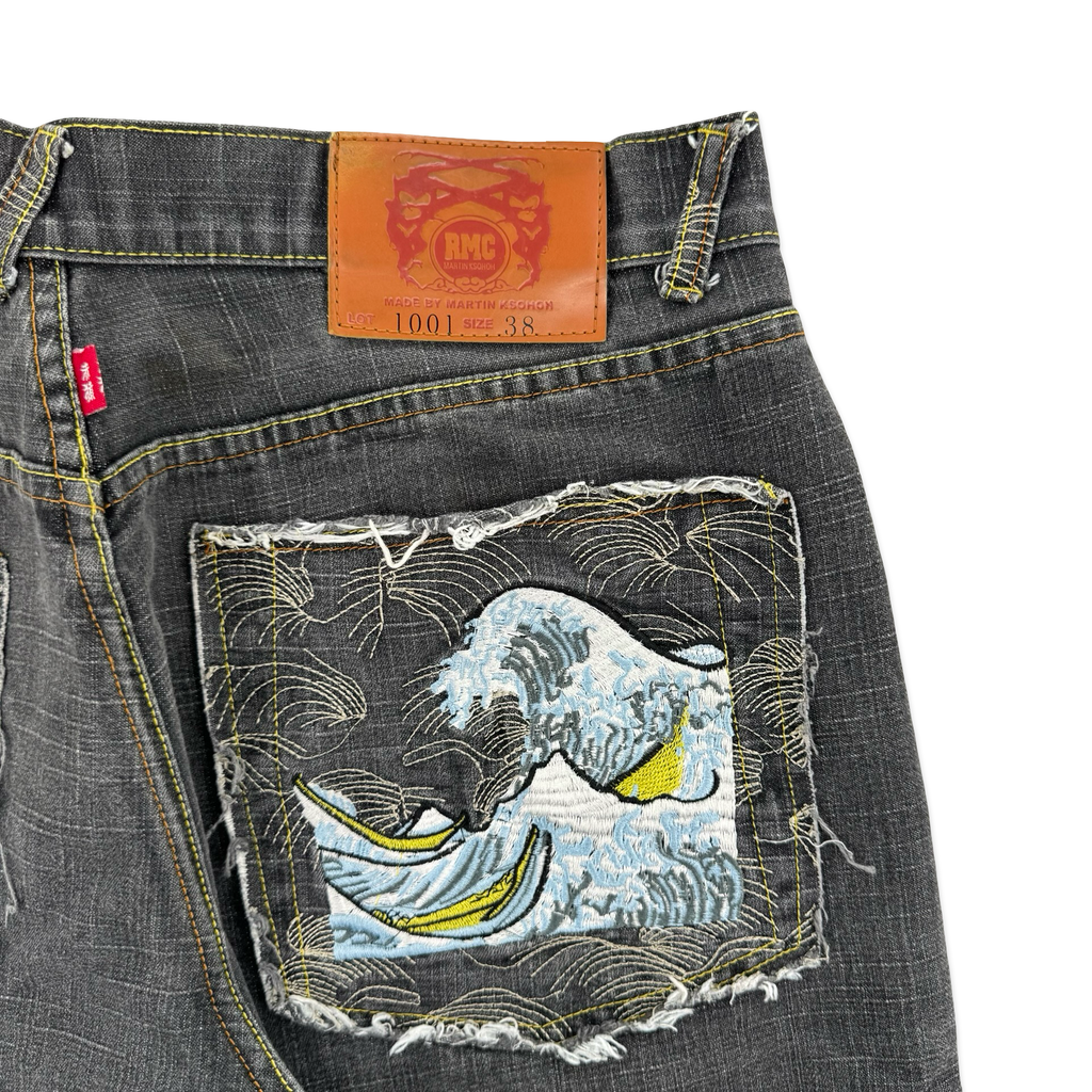 2000s RMC Embroidered Jorts (36)