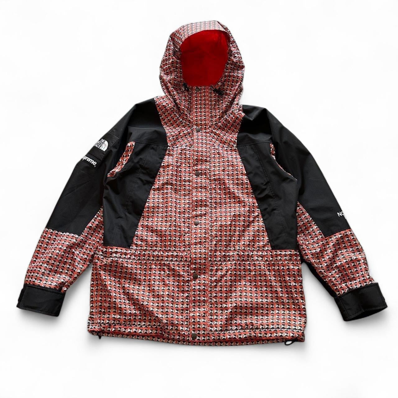 Supreme x The North Face Red Studded Light jacket (L)