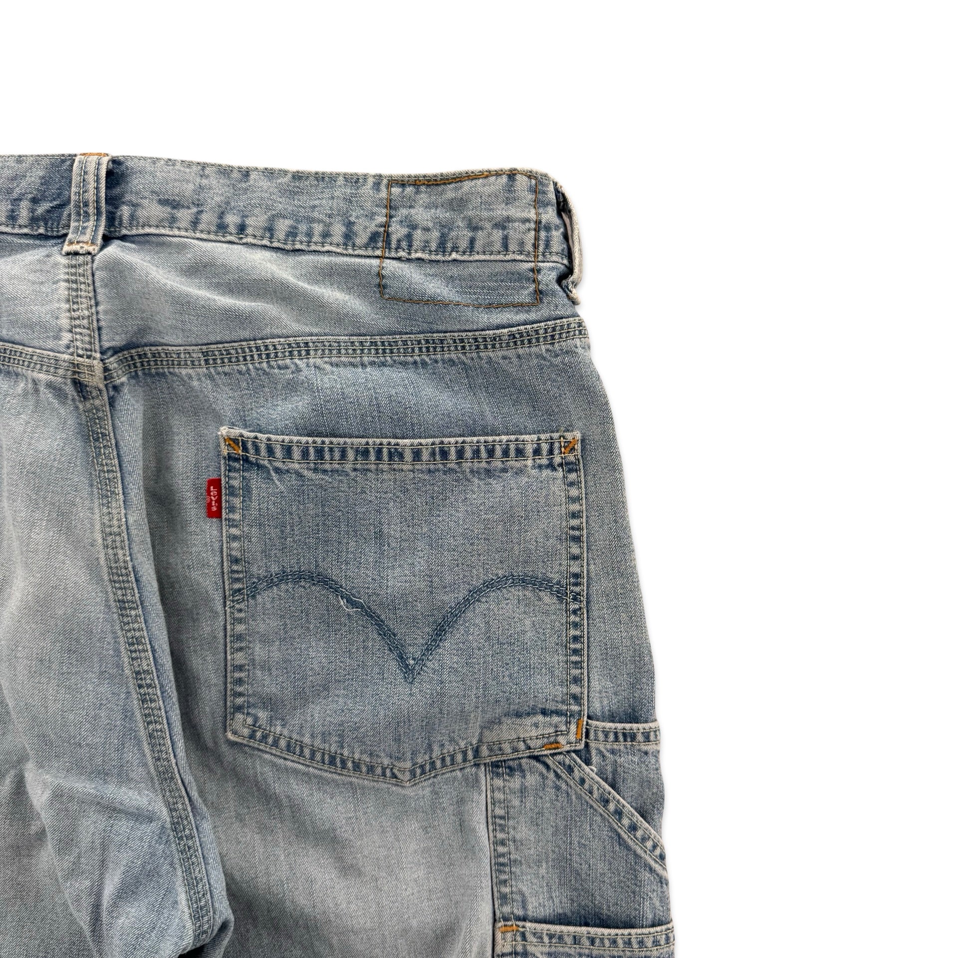 2000’s Levi’s Carpenter Shorts (36)