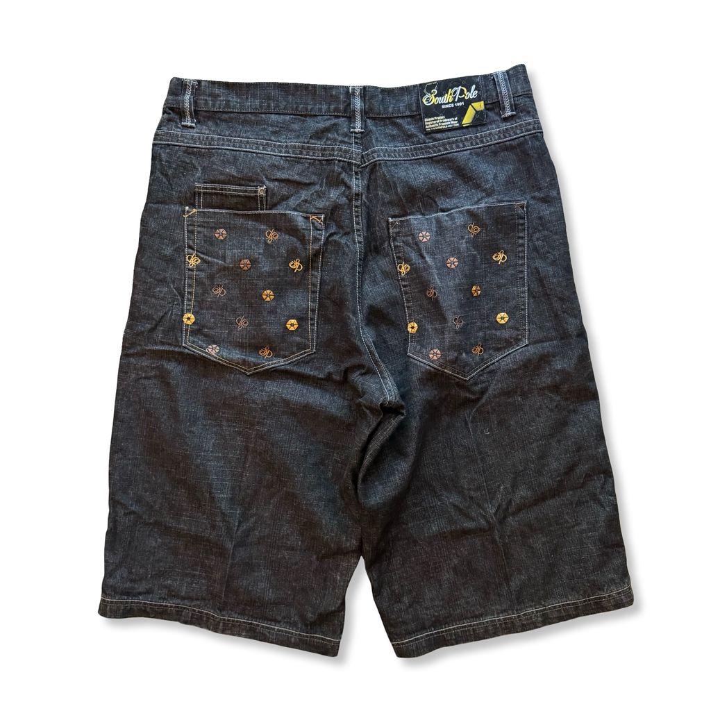 2000s Embroidered Southpole Jorts (42)